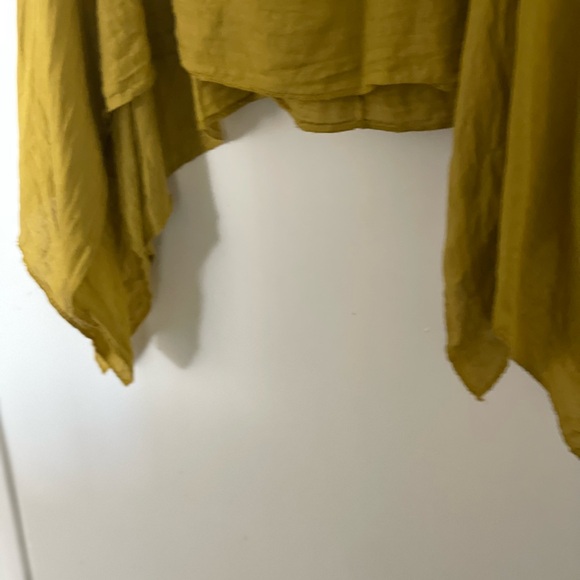Mustard Yellow Long Sleeve Tunic - Picture 2 of 4